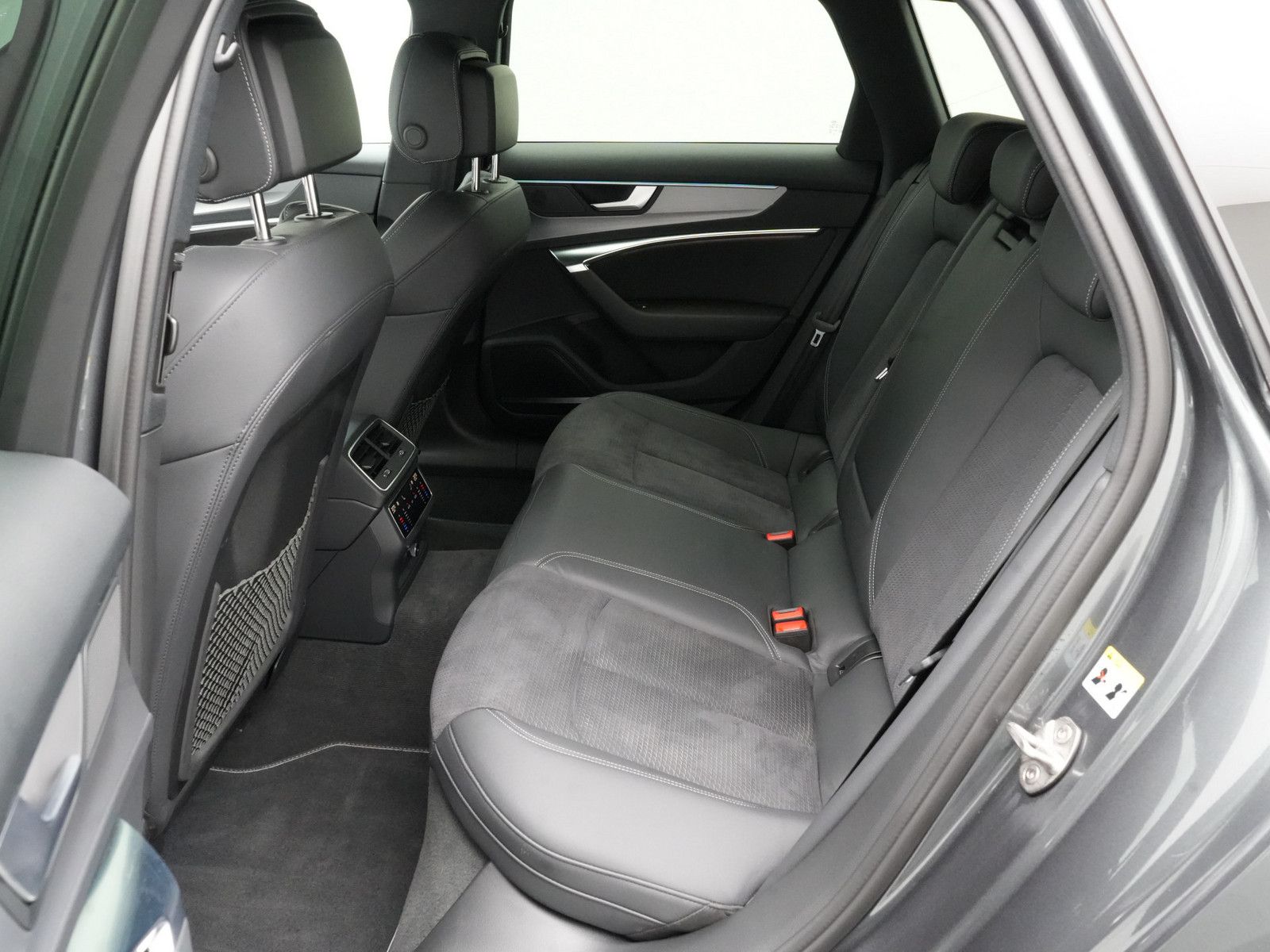 Audi S6 - Bild 14
