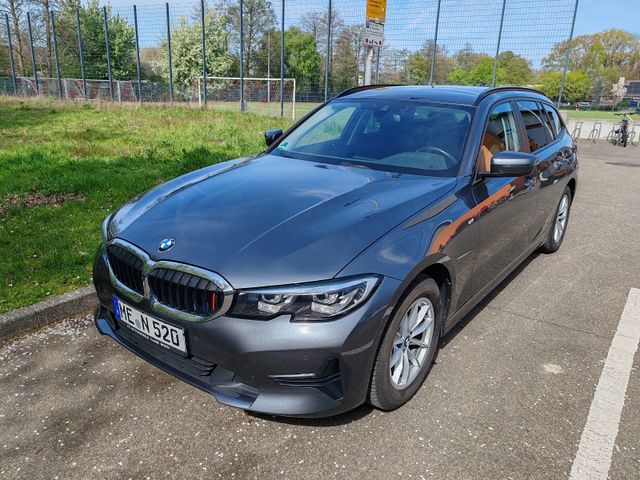 BMW 318i Touring Advantage Vollgarantie