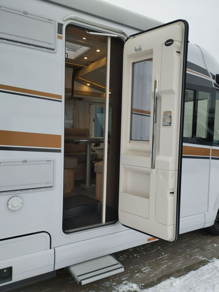 Fahrzeugabbildung Malibu I 490 RB LE comfort Mercedes