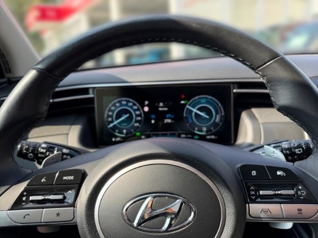 Fahrzeugabbildung Hyundai Tucson Trend Plug-In Hybrid 4WD +KLIMA+RFK+PDC+N
