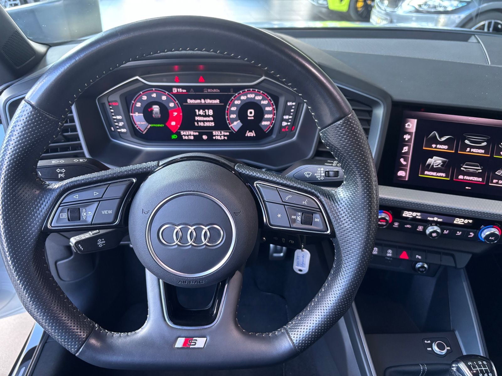 Fahrzeugabbildung Audi A1 citycarver 35 TFSI S-Line CARPLAY AHK LED