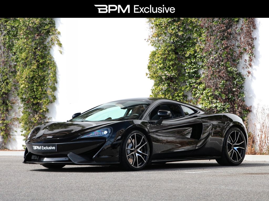 Image of McLaren GT