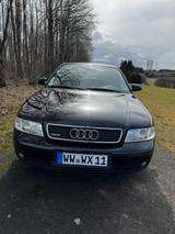 Audi A4 1.8 125PS TÜV 28 - Audi A4 aus 1999: 2.8