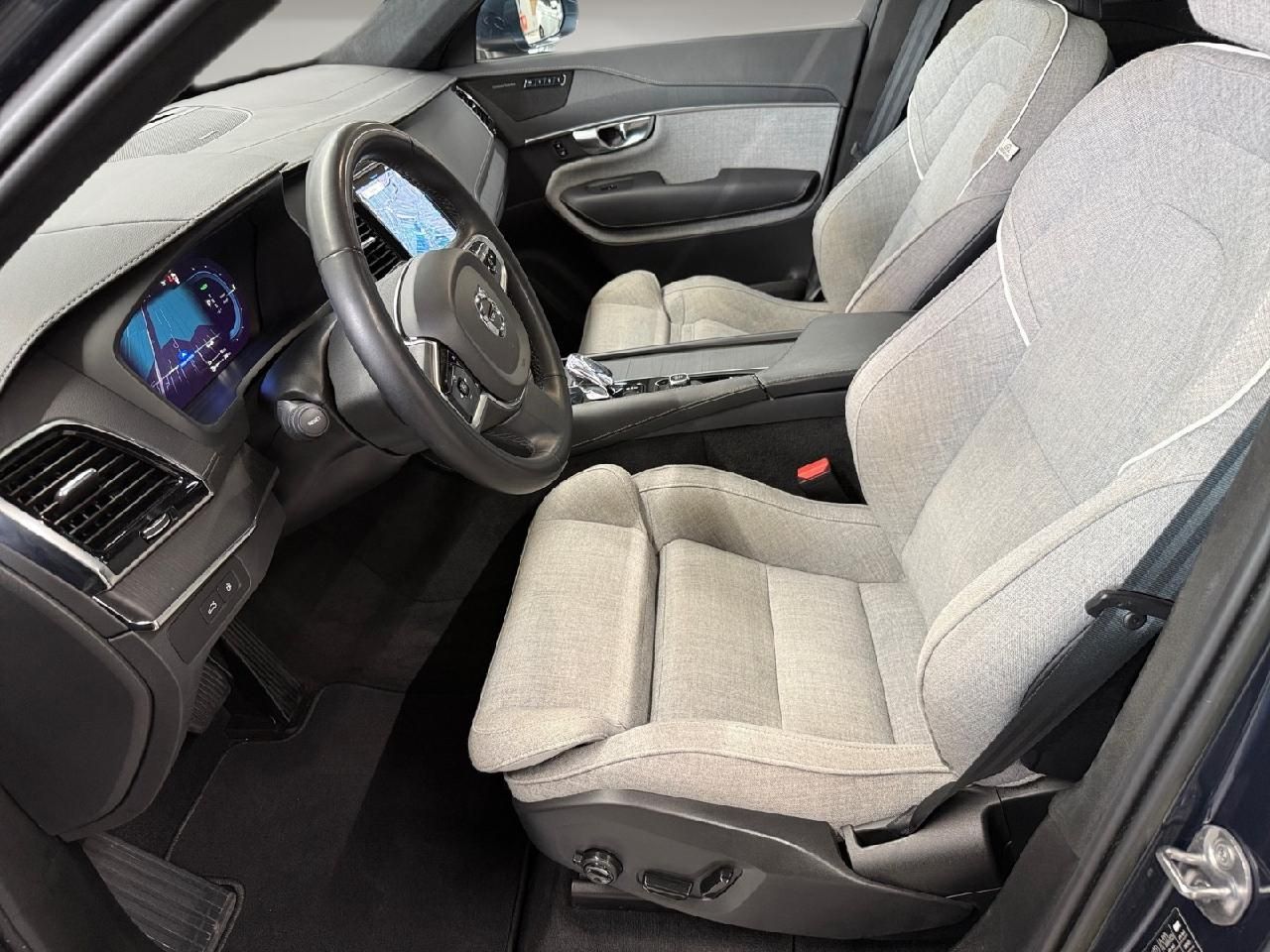 Fahrzeugabbildung Volvo XC90 Ultimate Bright Recharge Plug-In Hybrid AWD