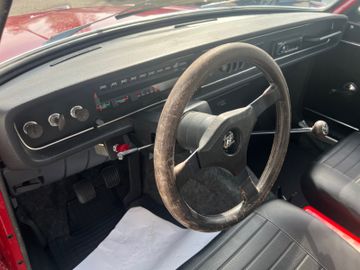 Fahrzeugabbildung Volvo 144 H Kennzeichen