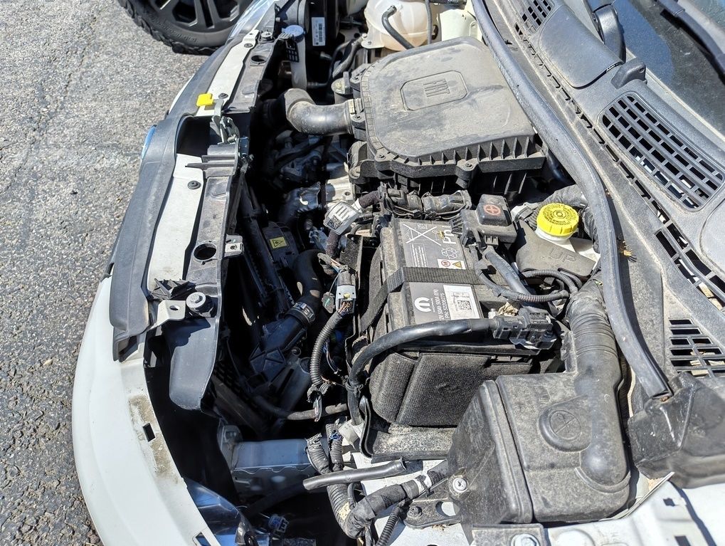 Fahrzeugabbildung Fiat Panda 1.0 Hybrid *UNFALL*