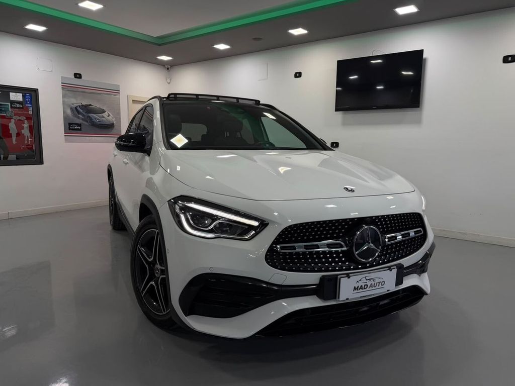 Image of Mercedes-Benz GLA 200