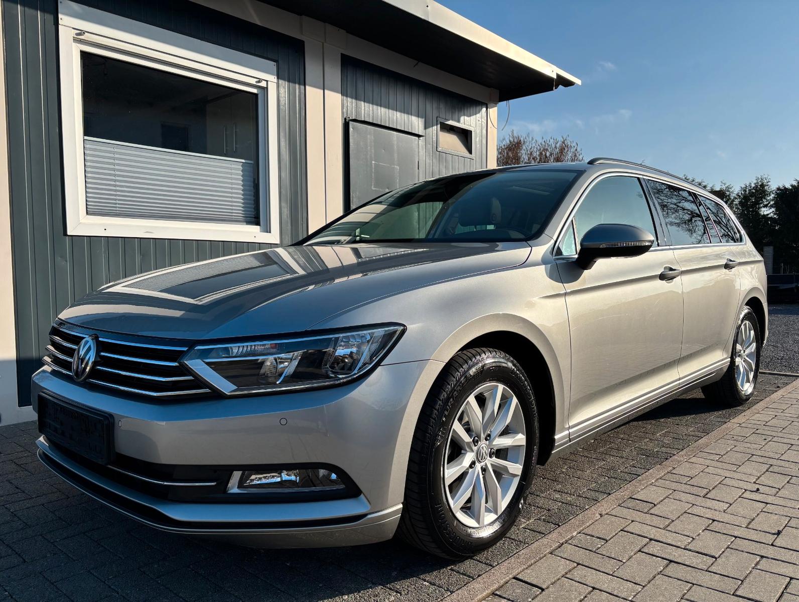 Volkswagen Passat Variant Comfortline, VW Scheckheft, AHK