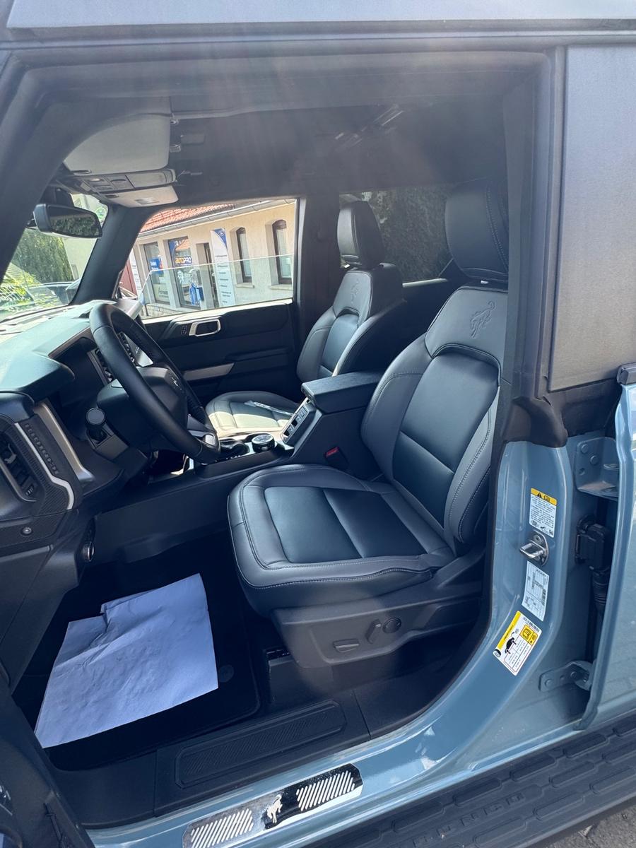 Ford Bronco Outer Banks 4x4