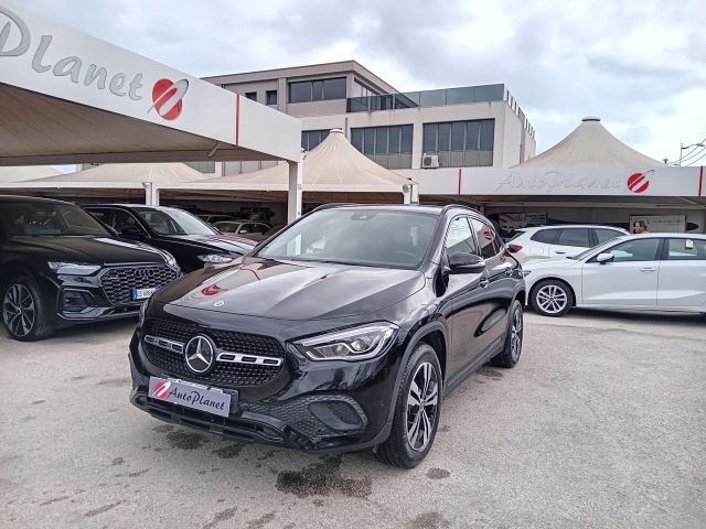 Mercedes-Benz Mercedes-benz GLA 200 GLA 200 d Automatic Execut