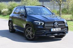 Fahrzeugabbildung Mercedes-Benz GLE 400 d 4Matic*AMG*360*PANO*MIETKAUF