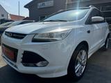 Ford Kuga 2.0 TDCI  Individual Bi-Xenon/PANO/4X4 - Ford Kuga Individual mit Diesel-Antrieb