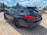 BMW 530 d xDrive M Sport LEDER HARMAN LED 19"HUD SHA - BMW 530: Kombi, 530d Xdrive