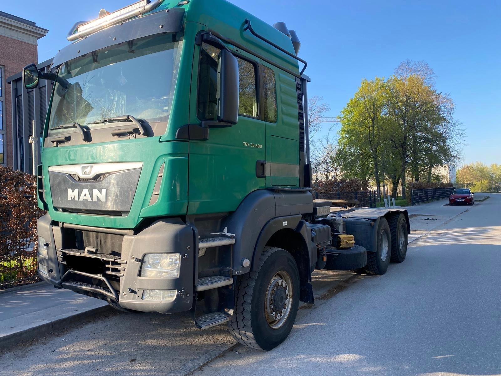 MAN TGS 33.500 6x6 Retarder / Big Axle / Manuel Gear
