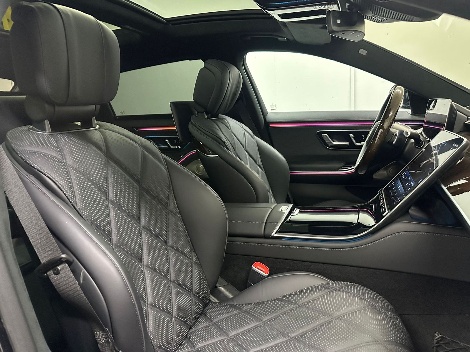Fahrzeugabbildung Mercedes-Benz S 580 e MAYBACH  *FOND ENTERT*EXCLUSIVE*TABLET