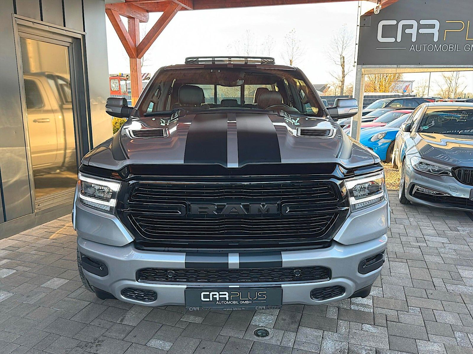 Fahrzeugabbildung Dodge RAM 5.7 V8 HEMI Sport LONGBED 4x4 19% *PANO*LED*