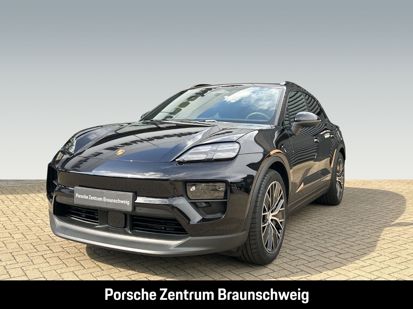Porsche Macan - Bild 1