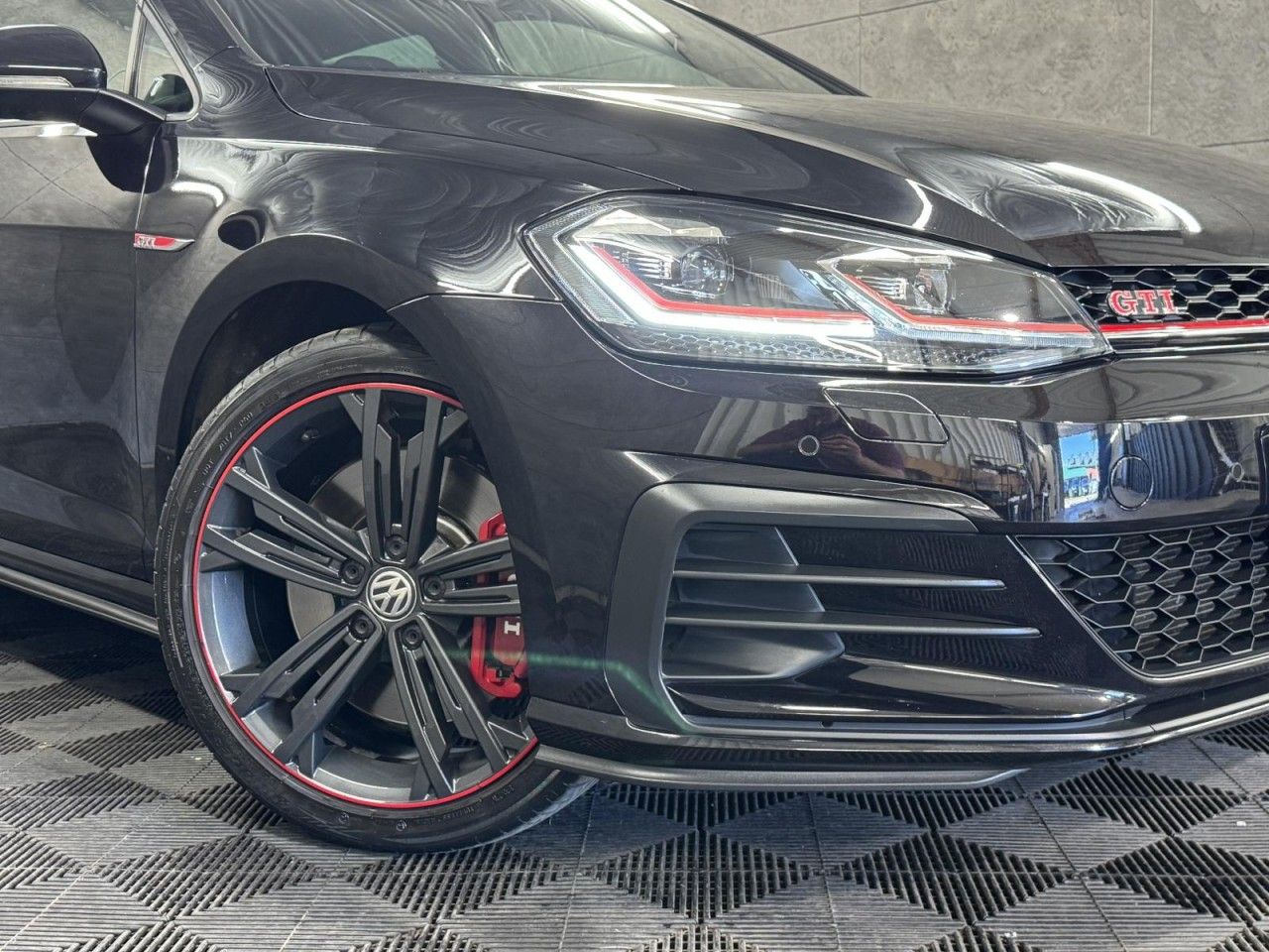 Volkswagen Golf VII GTI Performance DSG*Navi*LED*ACC*PDC* foto 4