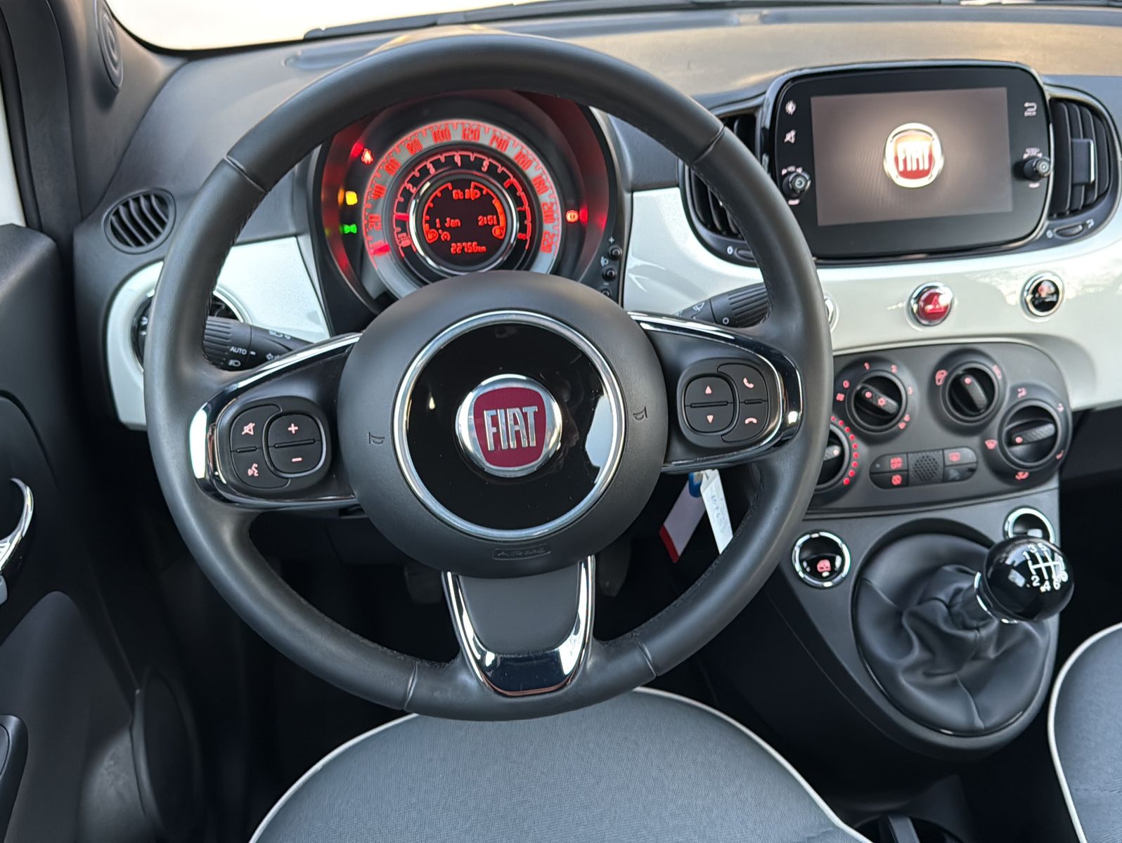 Fahrzeugabbildung Fiat 500 Lounge