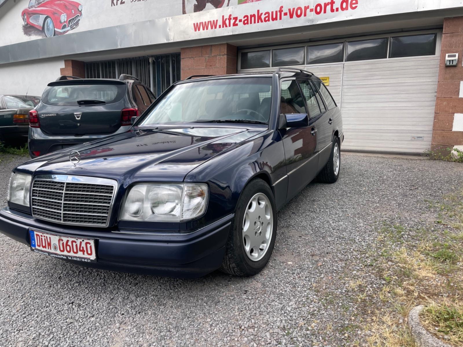Mercedes-Benz E 320 T       Schalter    Klima