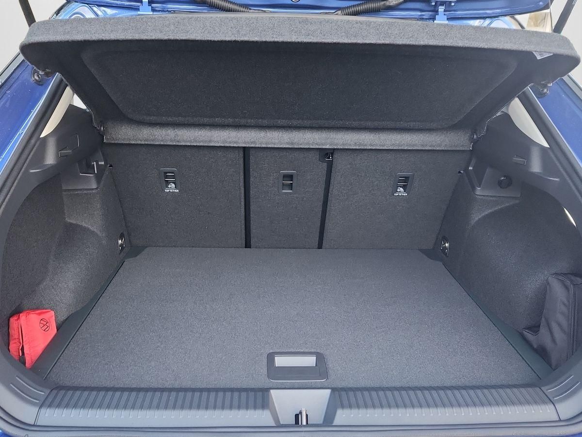 Fahrzeugabbildung Volkswagen T-Roc Life 1.5 eTSI 110 kW