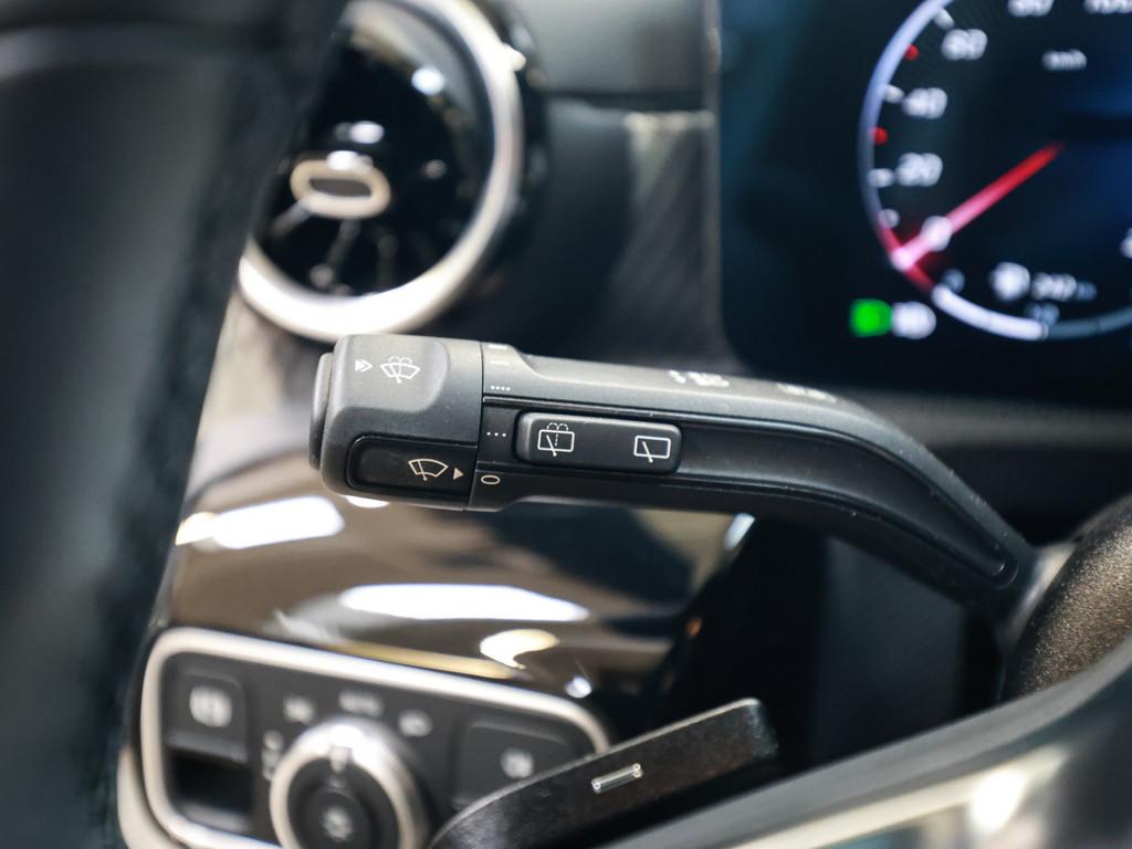 Mercedes-Benz A 250 e Progressive Advanced LED NAVI KAMERA SHZ