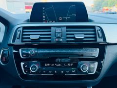 BMW 118i*Voll-S-Heft*LED*PDC*Leder*Automatik*Keyless