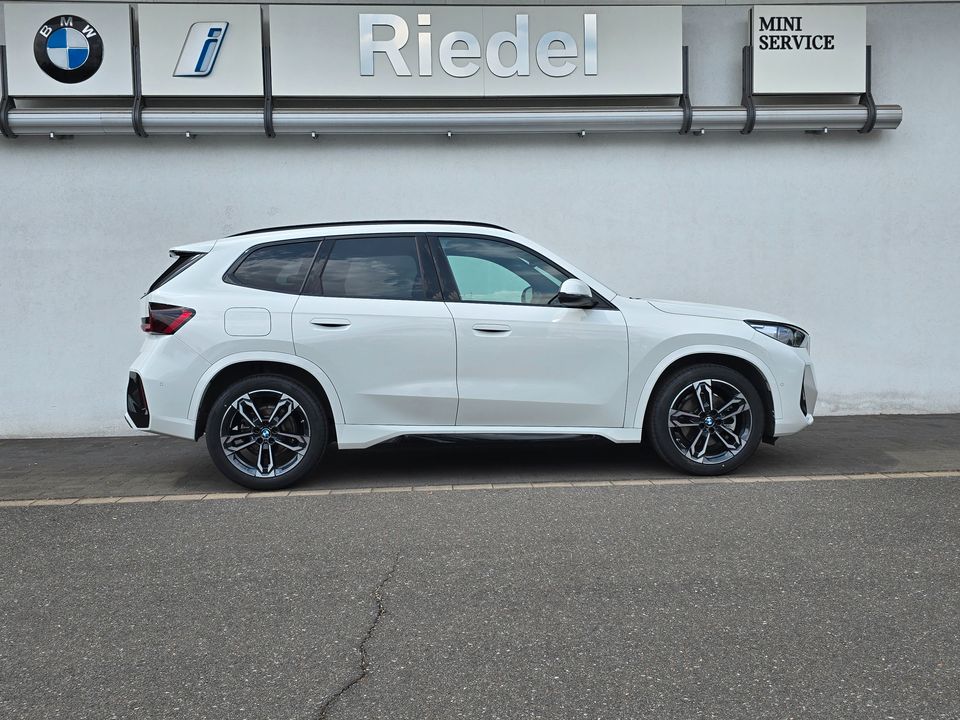 BMW X1 sDrive20i M Sportpaket Pano 19 ab 1,49% foto 2