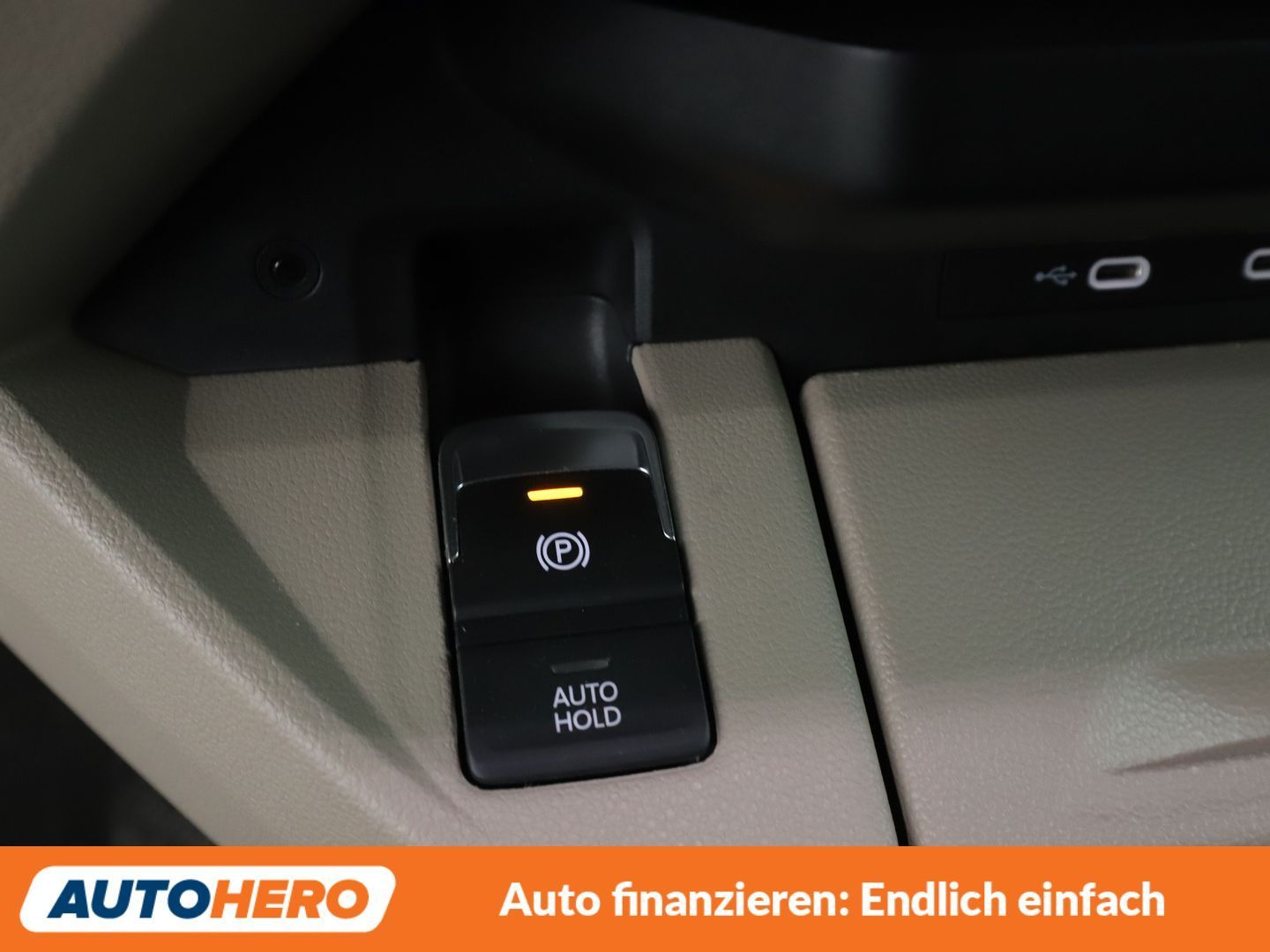 Volkswagen T7 Multivan 1.5 TSI Life Aut. NAVI LED TEMPO foto 24