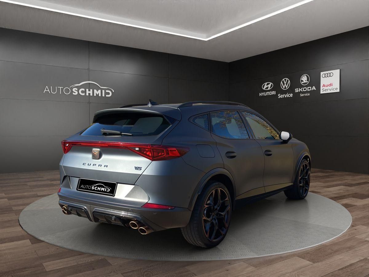 Formentor VZ5 4Drive 2.5 TSI Carbon NAVI LED APP