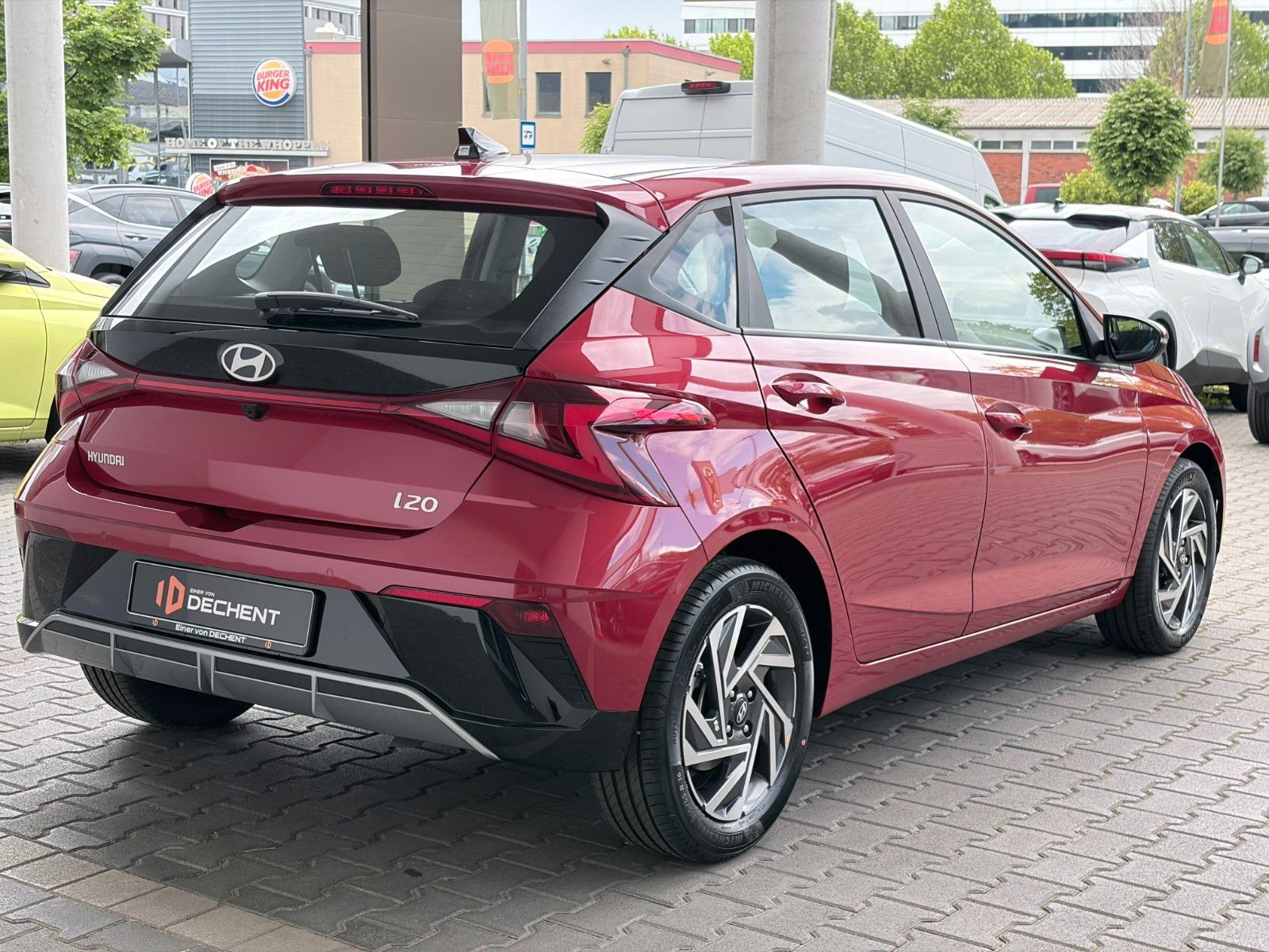 Fahrzeugabbildung Hyundai i20 1.0 T-GDI Blackline LED,Navi,SHZ,SoundSys