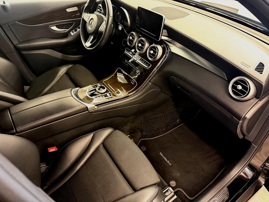 Mercedes-Benz GLC 220