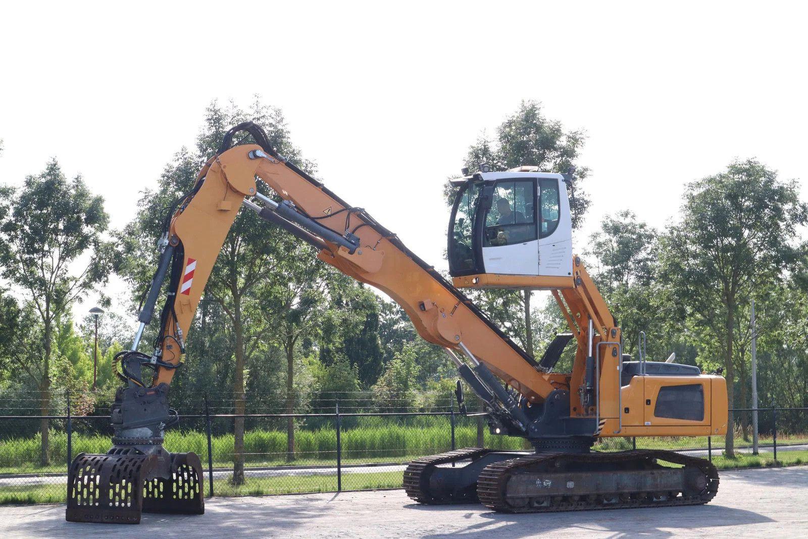 Liebherr LH30M | LH 30 M | OILQUICK | SORTING GRAB