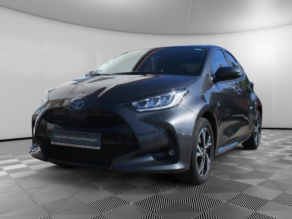 Toyota Yaris 1.5 Hybrid Team Deutschland