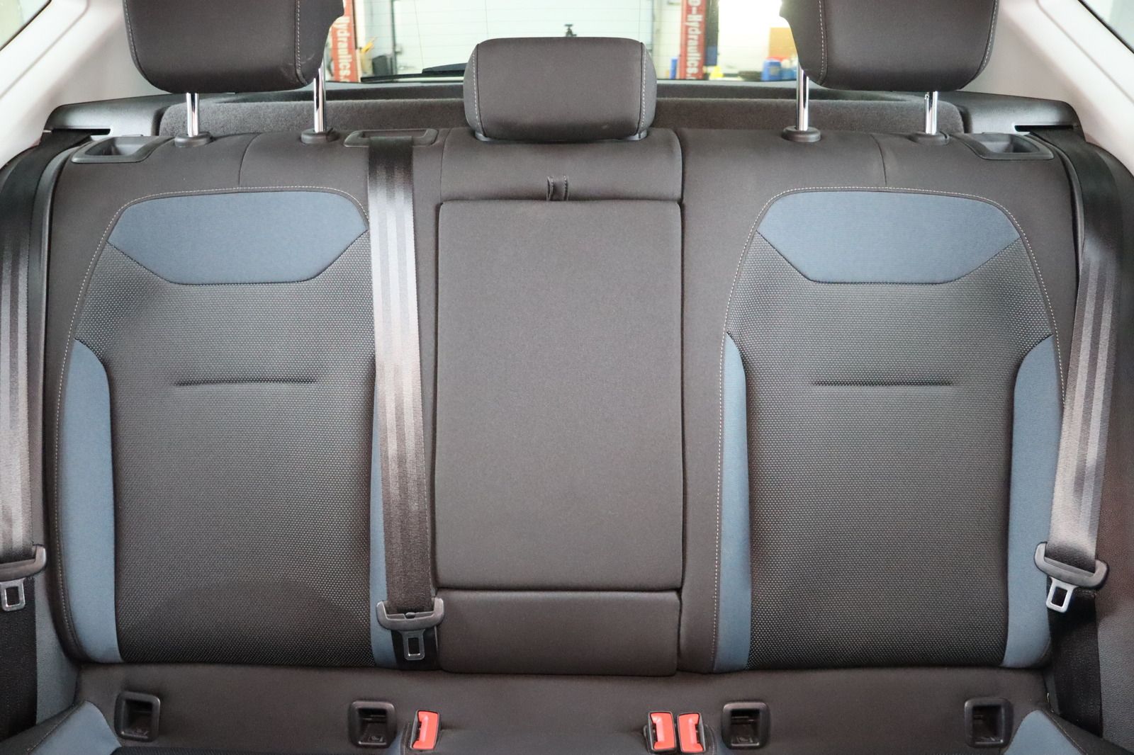 Fahrzeugabbildung SEAT Ateca 2.0 * Navi * LED * ACC * AHK