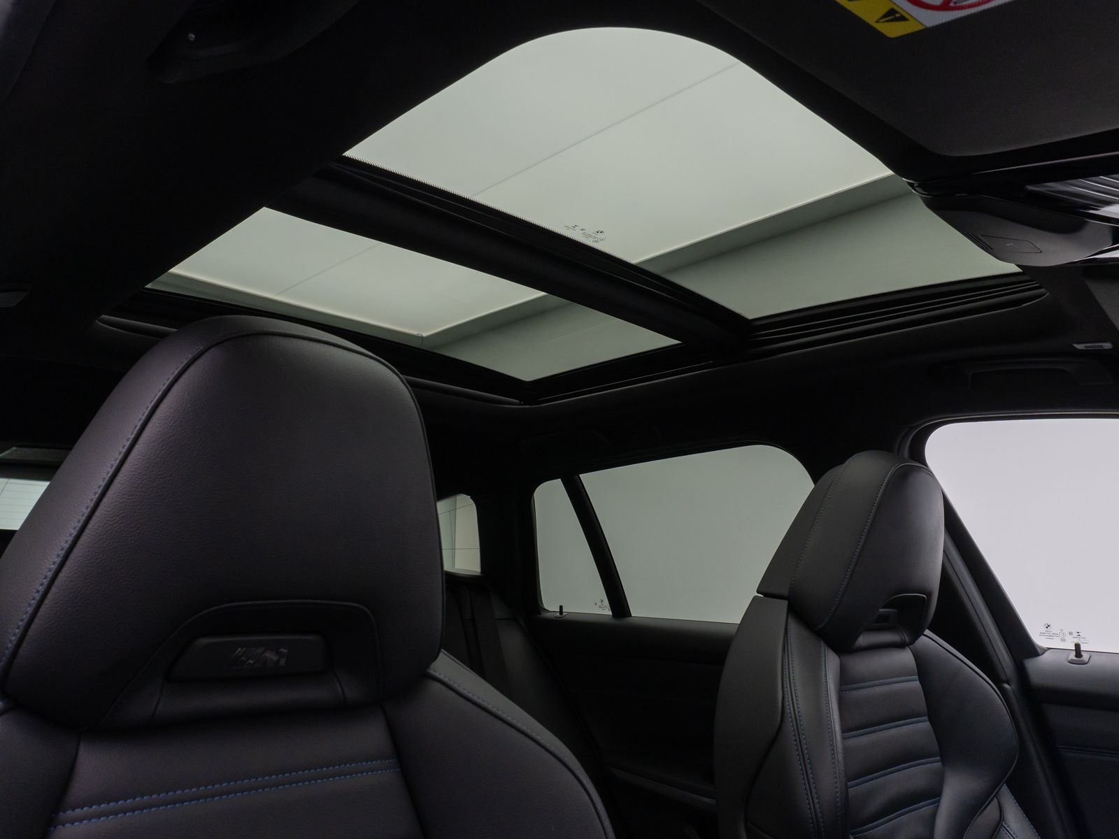 Fahrzeugabbildung BMW M340i xD Panorama Laser 360° HUD DAB H/K Komfort