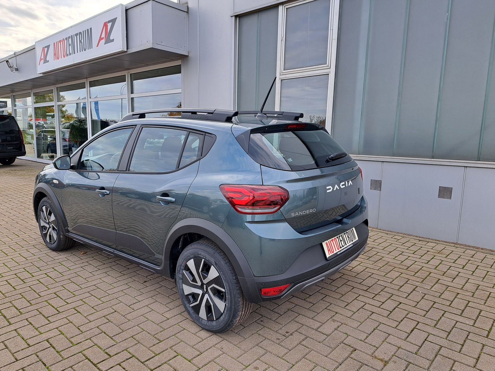 Fahrzeugabbildung Dacia Sandero Stepway Expression KAMERA APP-CONNECT