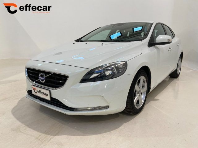 Volvo VOLVO V40 D2 1.6 SUMMUN