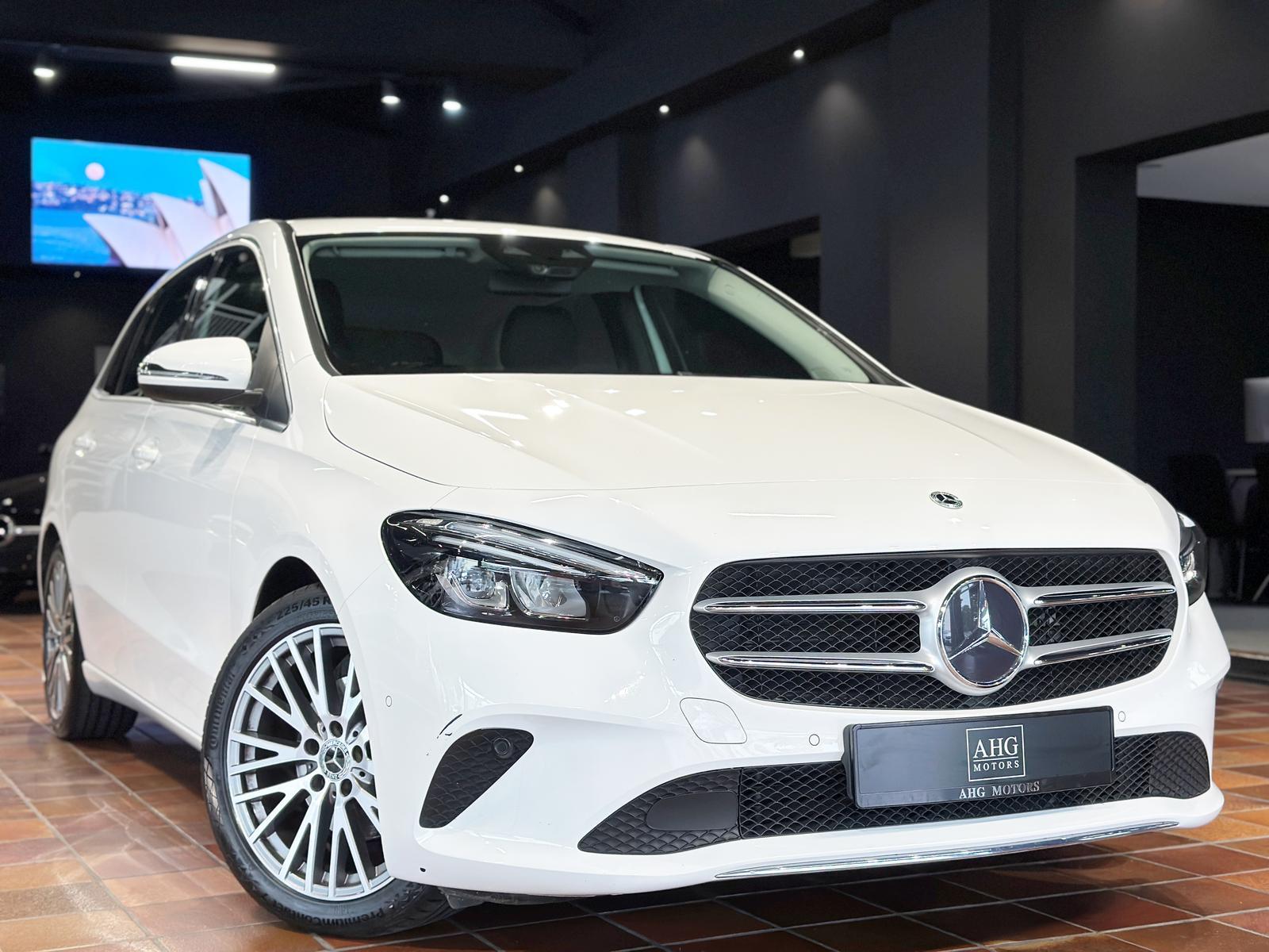 Mercedes-Benz B 200d 8G URBAN MBUX+ LED AHK EASYPACK LEDER SHZ