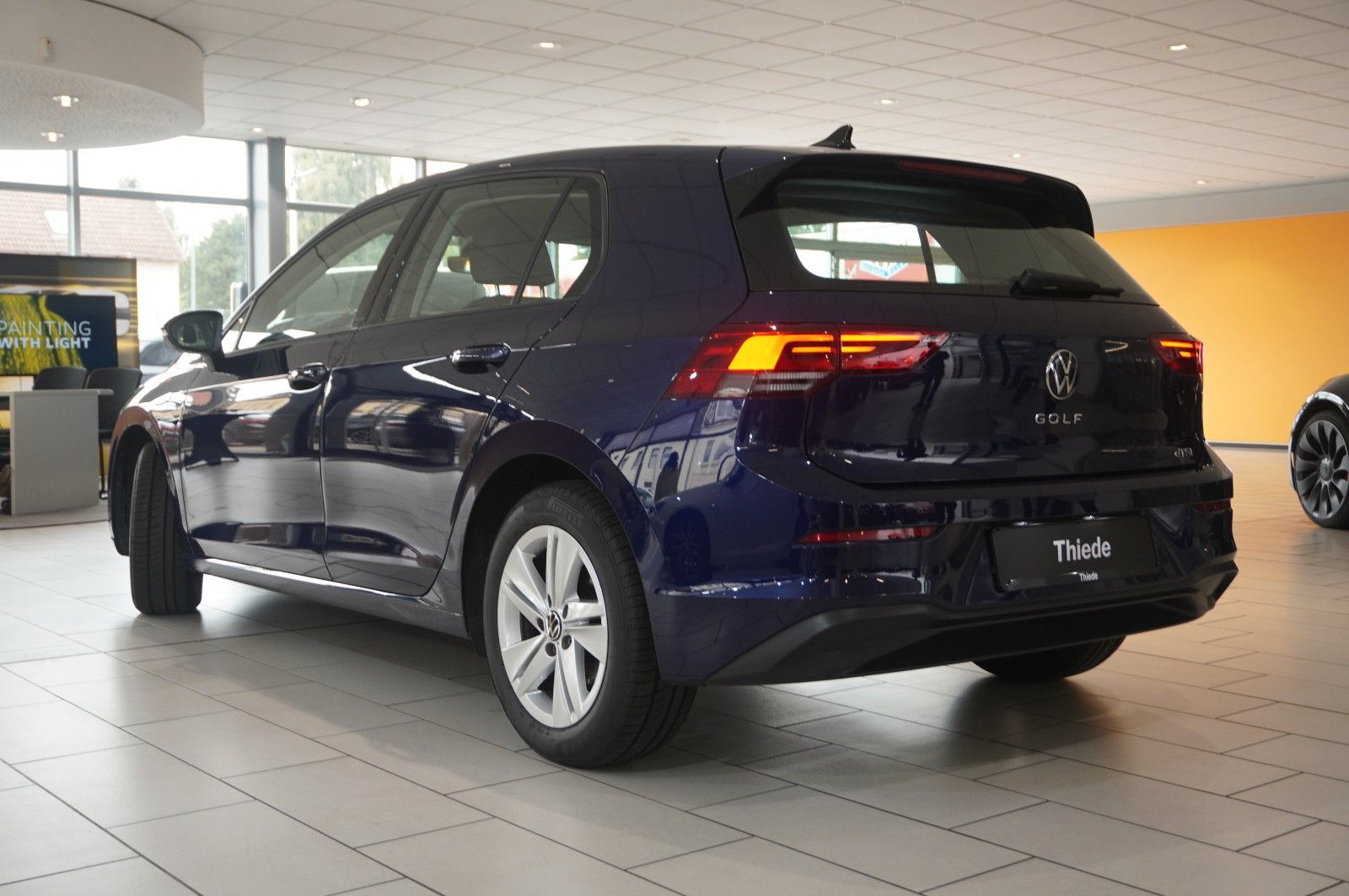 Fahrzeugabbildung Volkswagen Golf VIII Lim. 1.0 E-TSI DSG LIFE NAVI/LED/DAB+