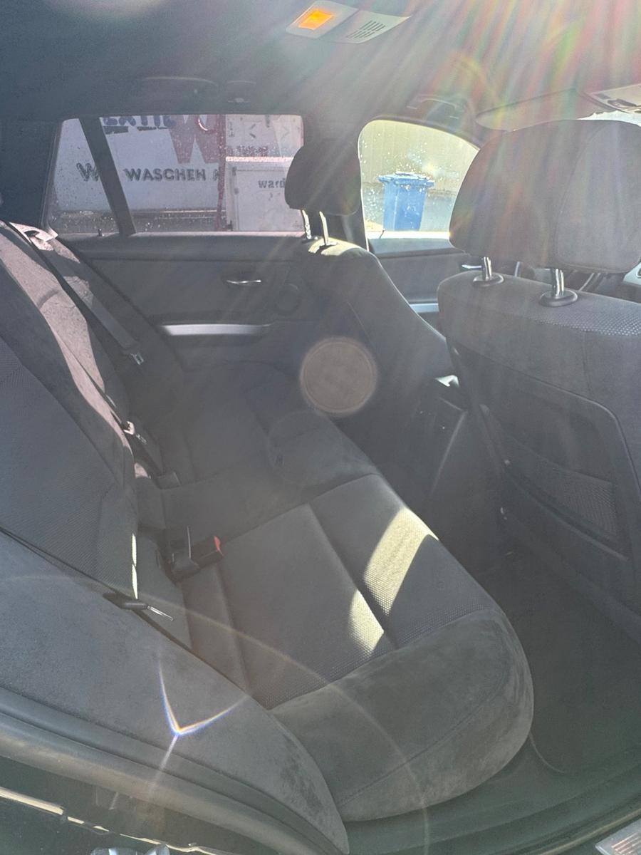 BMW 318 2012 — photo 8