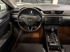 SKODA Superb Combi 2.0 TDI Style/ACC/PANO/AHK/CAM/8-FA