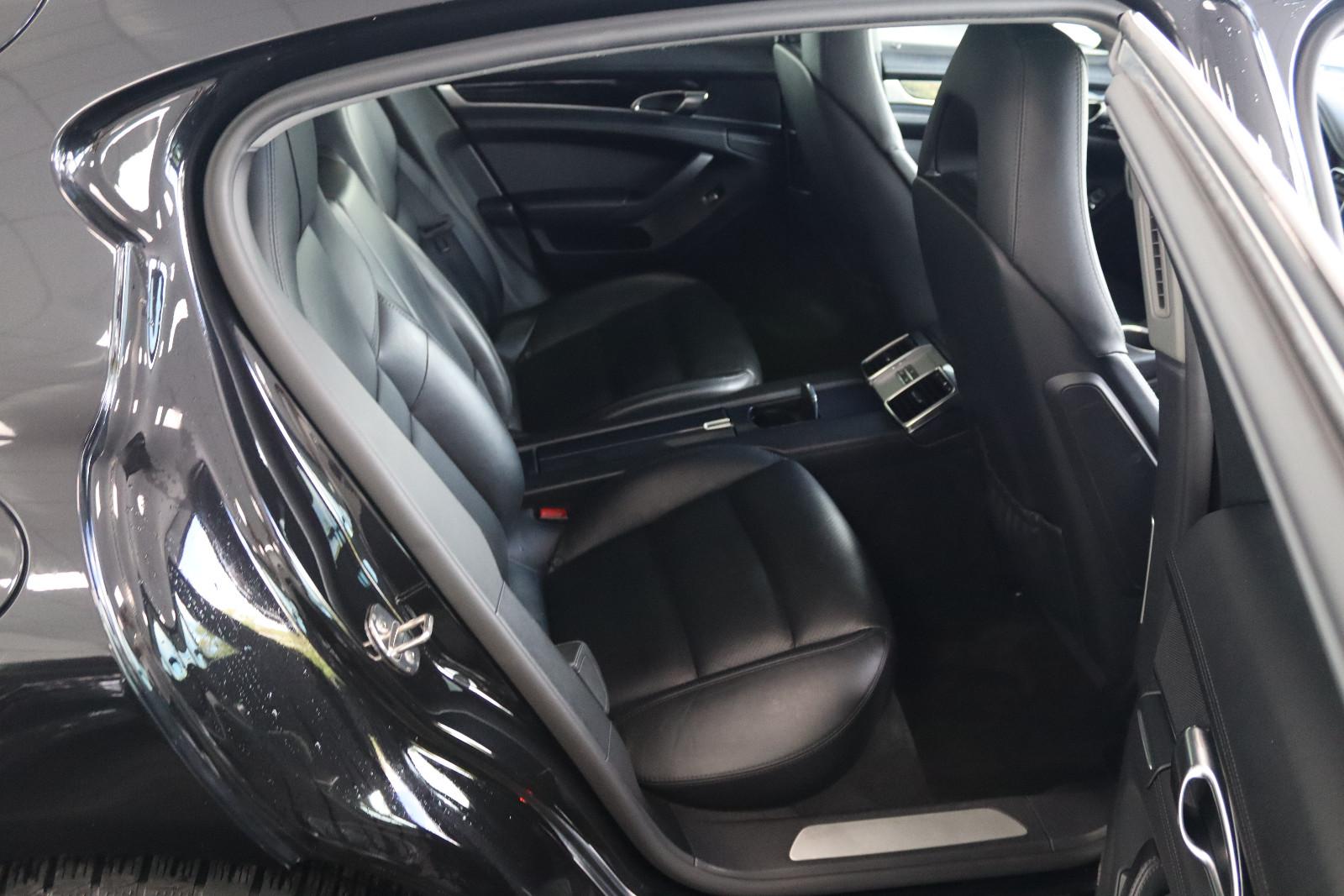 Porsche Panamera S 4.8 V8 | 400 ch | BVA | Toit ouvrant | Cuir | Suspension pneumatique | Caméra | GPS