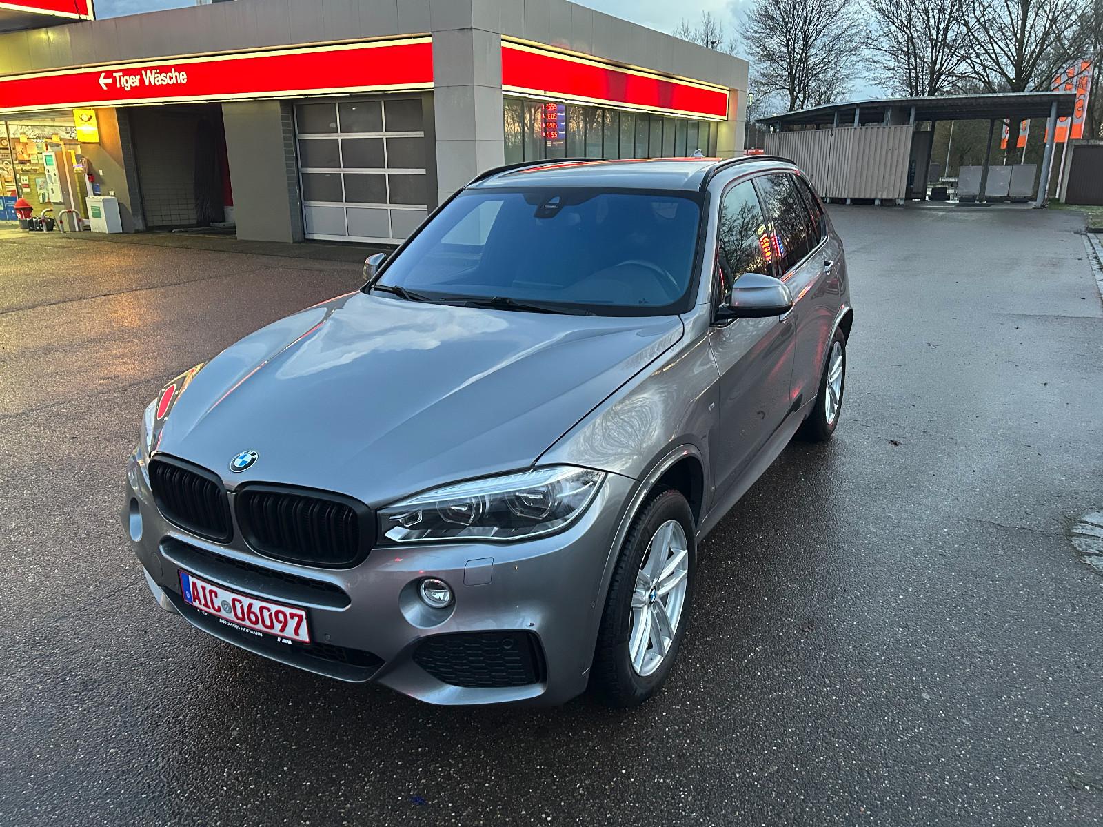 BMW X5-xDrive30d-MTechnik-SportPaket-Soft-Kamera-Hup