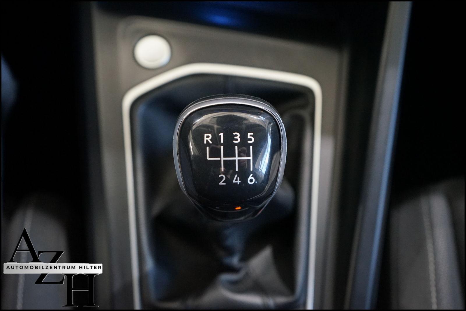 Volkswagen Golf VIII Carplay / Navi / Start Stop, миниатюра 15
