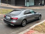 Mercedes-Benz E220d Unfallfrei Sedan Facelift Digital - Sedan mit Diesel-Antrieb