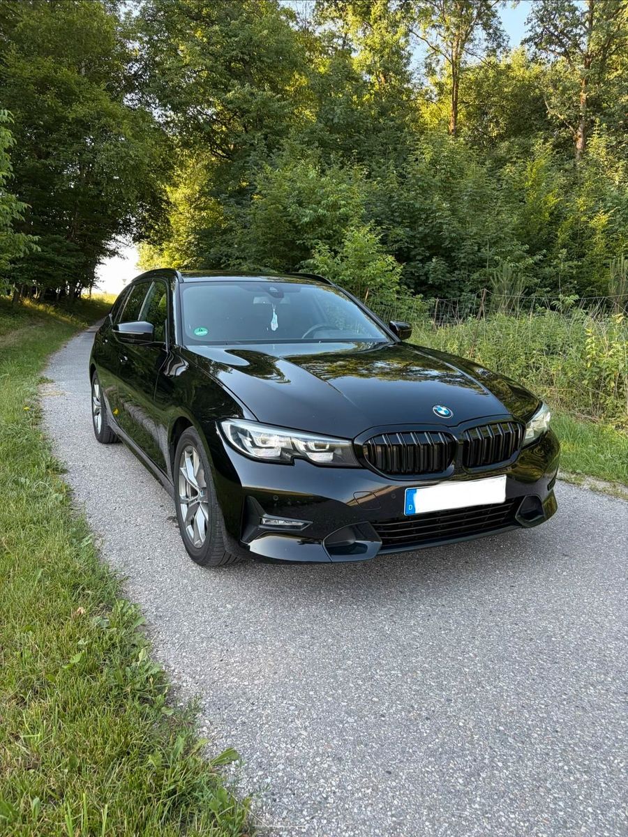 BMW BMW 318d G21