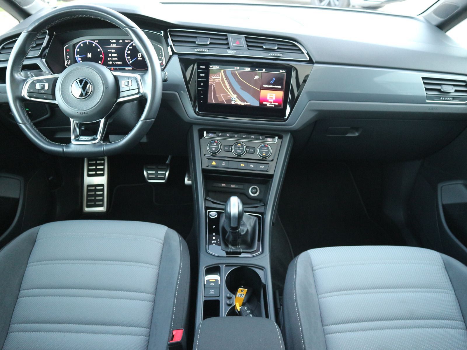 Volkswagen Touran - Bild 12