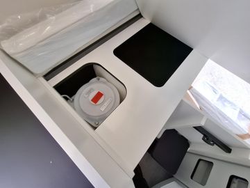 Westfalia James Cook 600 D Premium Aufstelldach SOLAR AHK