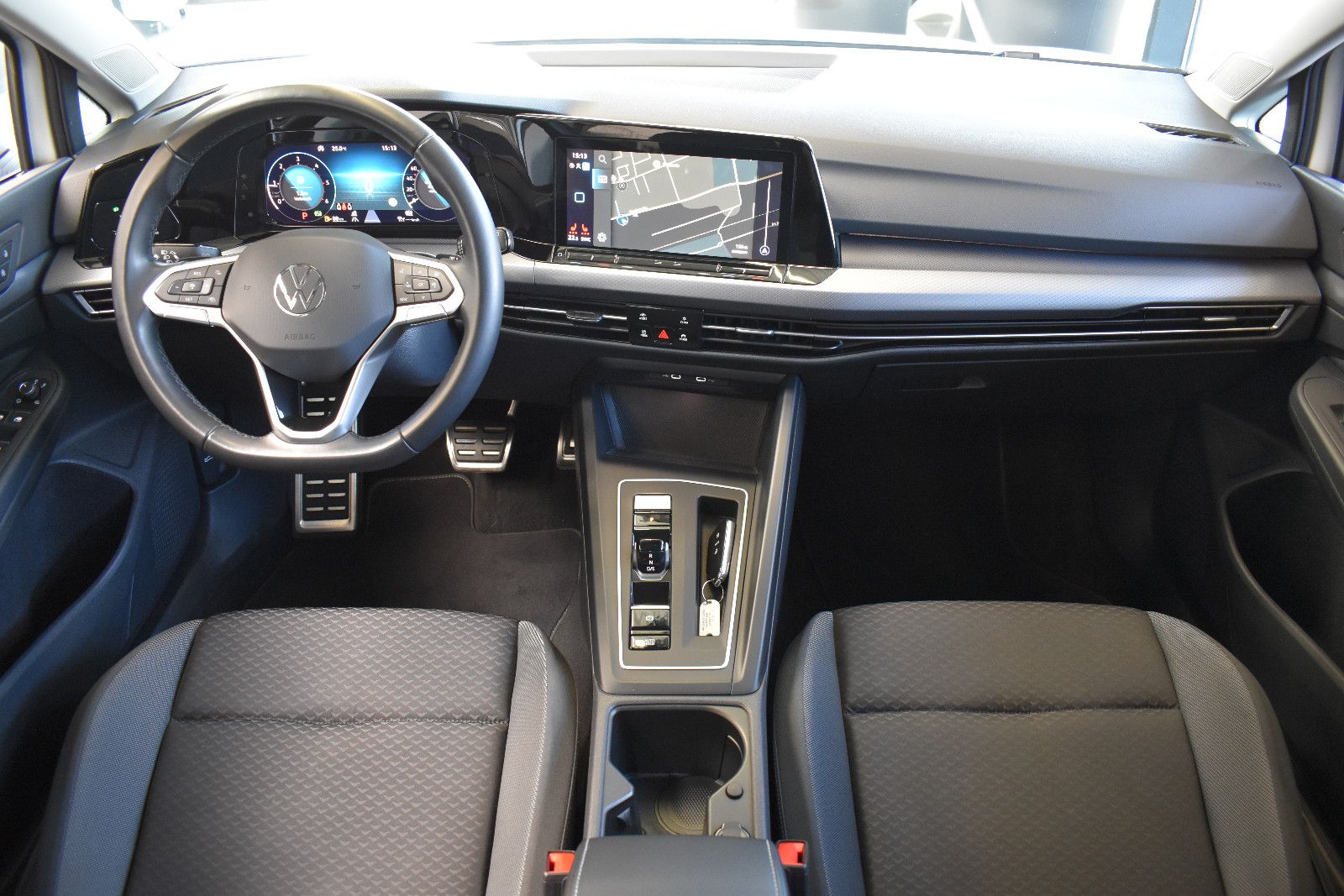 Volkswagen Golf VIII Variant 2.0TDI Life DSG LED~ACC~VirtCo imagem 3